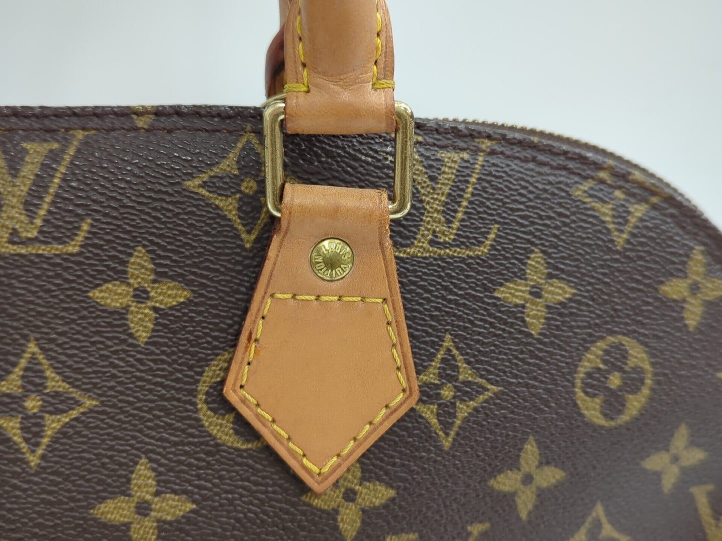 Louis Vuitton Alma PM