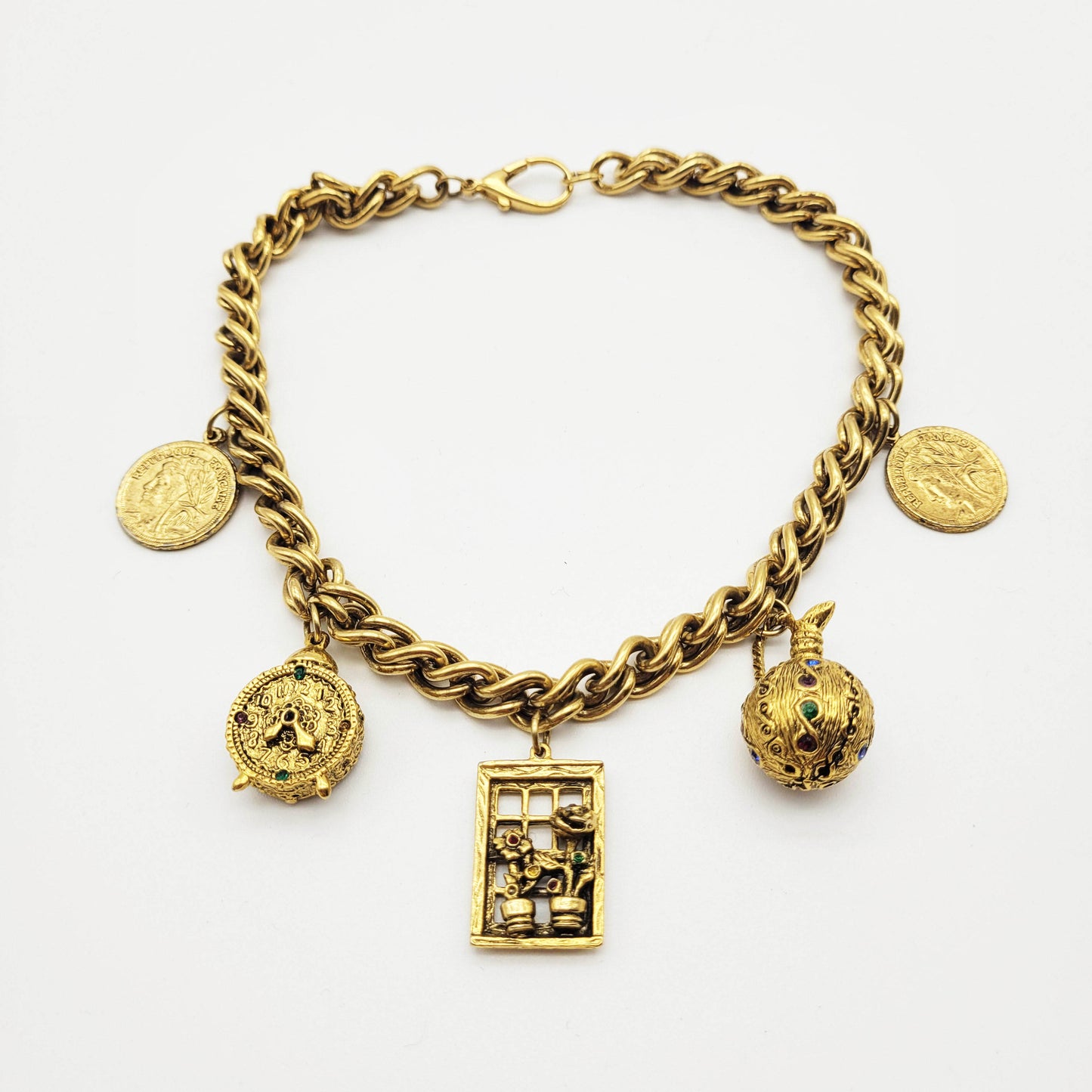 Vintage goldtone chain necklace