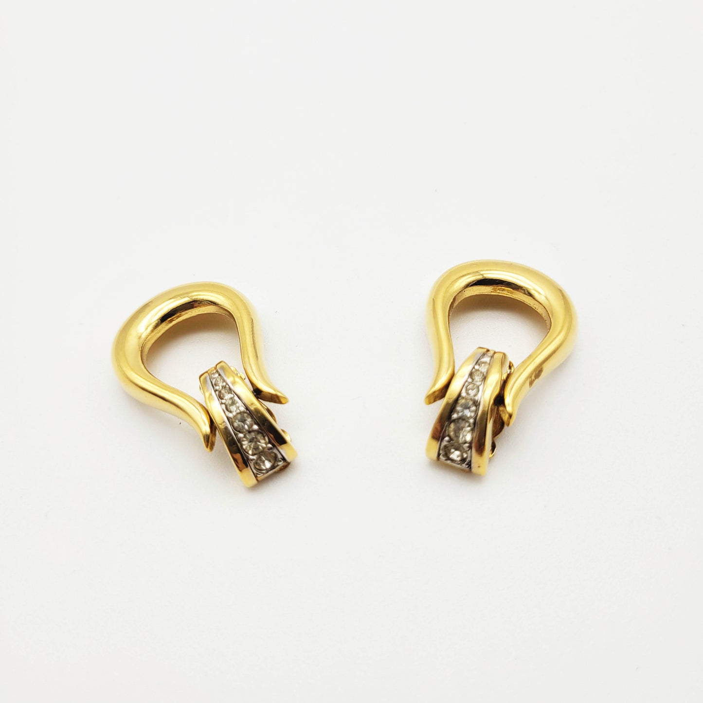Vintage clip on earrings Nina Ricci