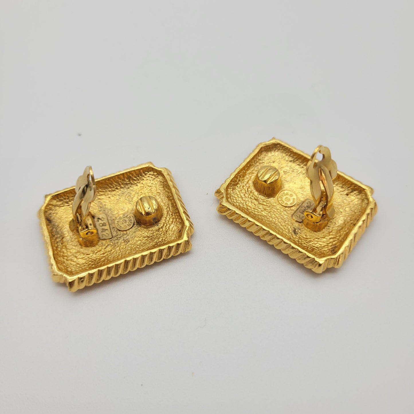 Vintage clip on earrings Carven