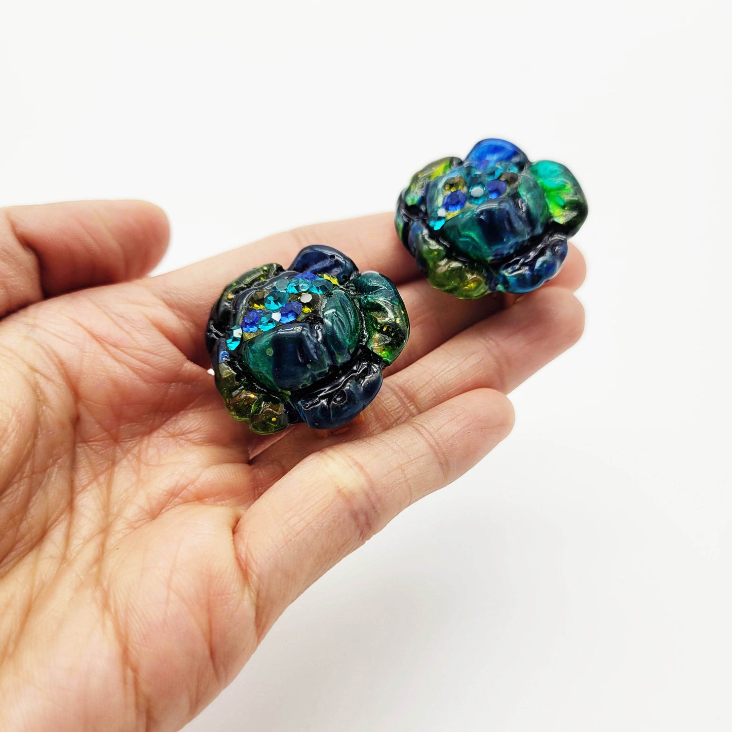 Vintage flower clip earrings