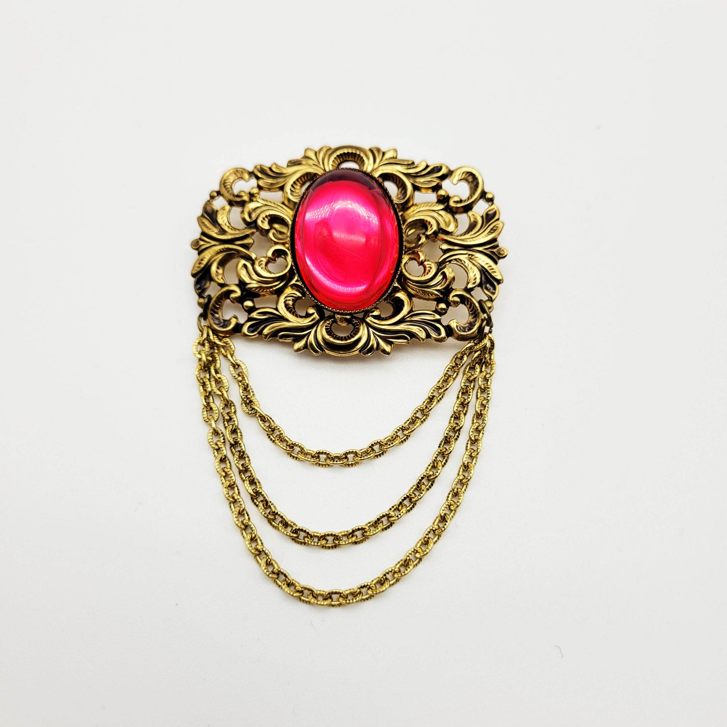 Vintage pink cabochon brooch