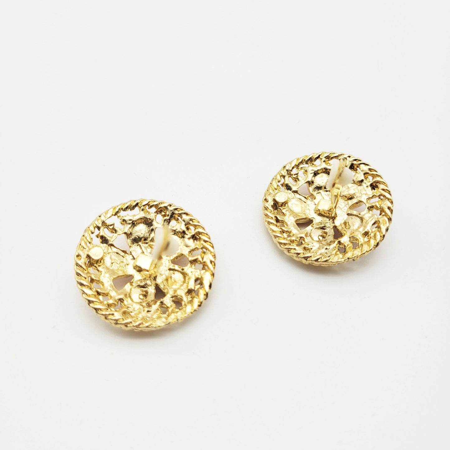 Vintage flower earrings