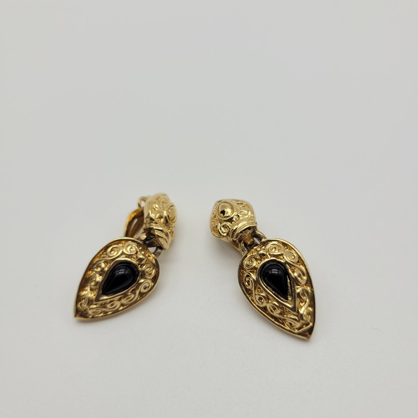 Vintage clip on earrings Guy Laroche