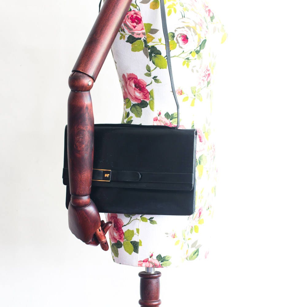 Vintage Nina Ricci Shoulder Bag - Secondista