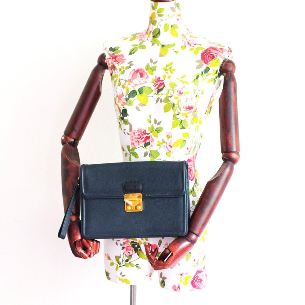 Vintage Lanvin navy Clutch - Secondista