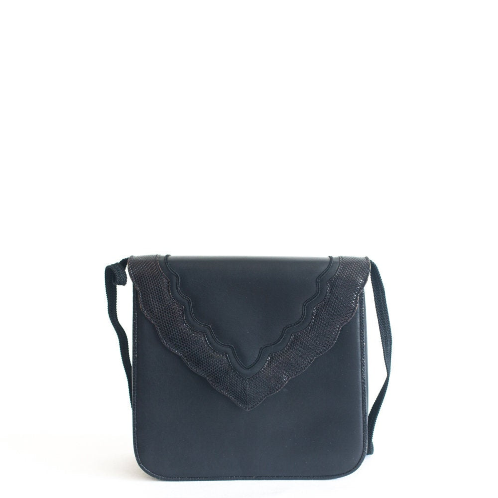 Vintage Yves Saint Laurent black Crossbody Bag - Secondista