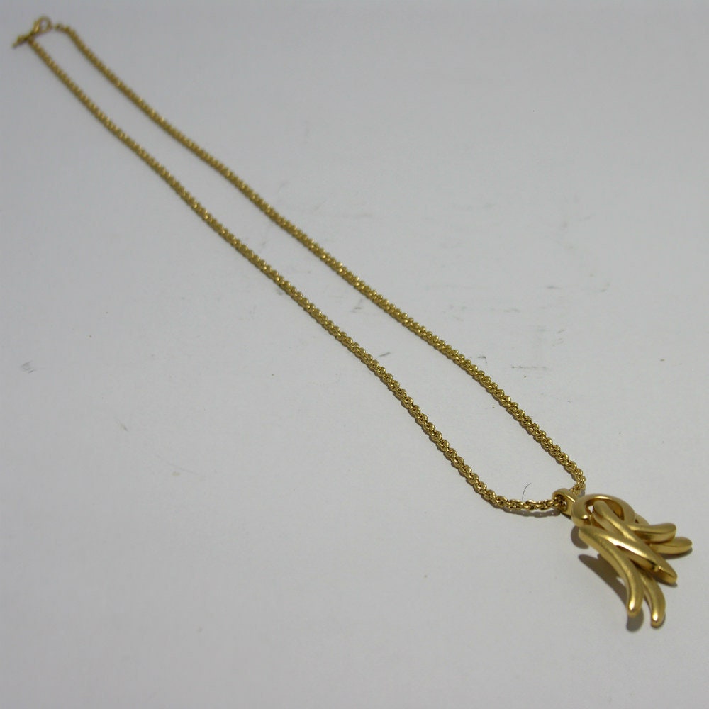 Vintage Simple Nina Ricci Goldtone long Necklace - Secondista