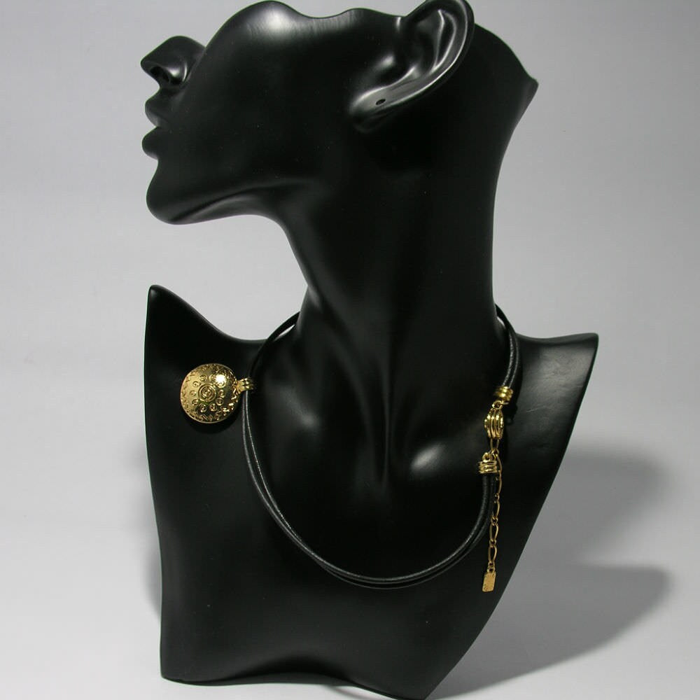 Vintage Yves Saint Laurent black Necklace - Secondista