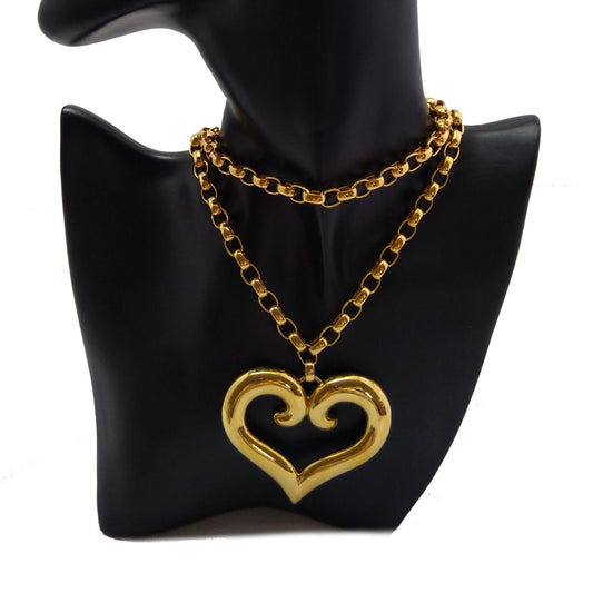 Vintage Nina Ricci heart Pendant Necklace - Secondista