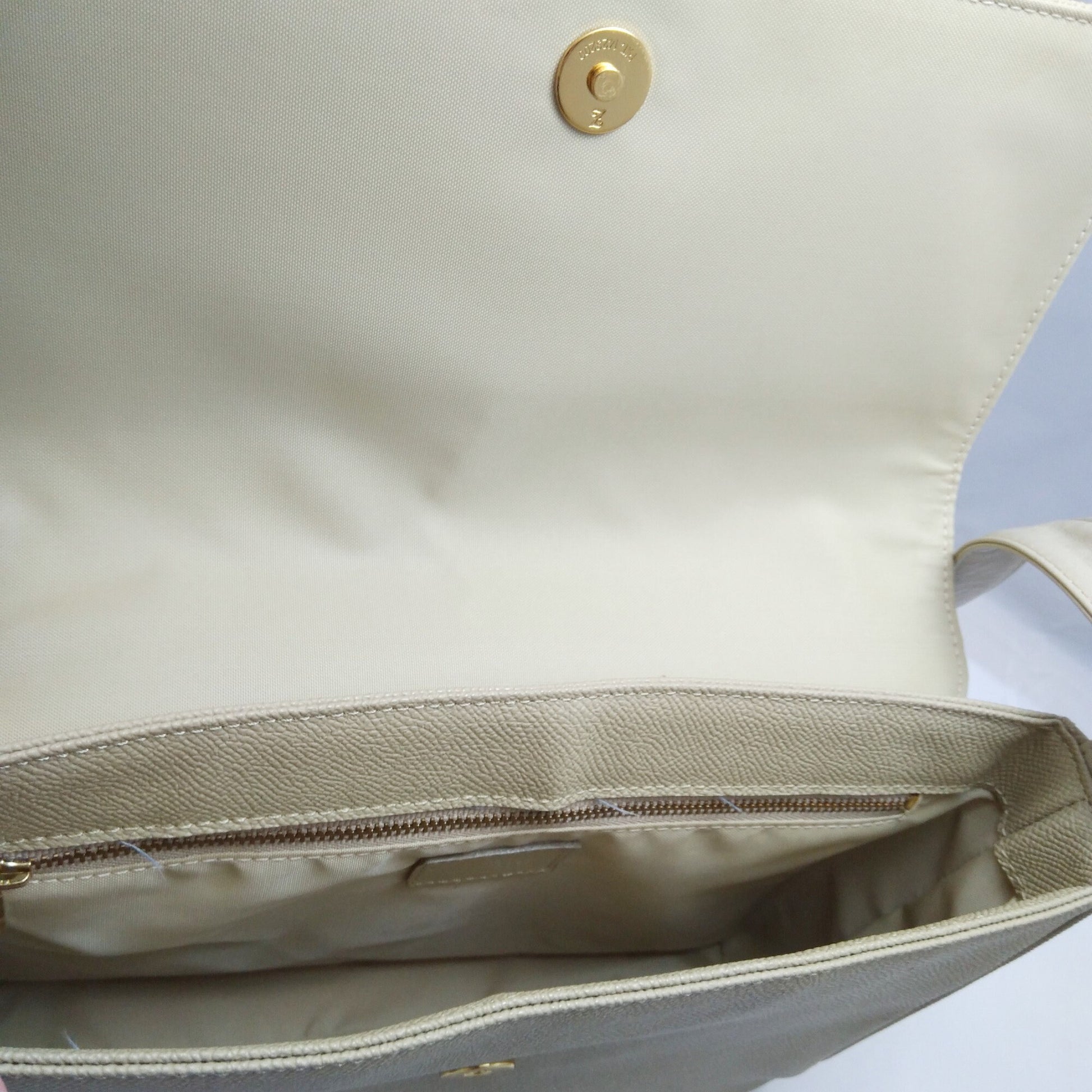 Vintage Courreges beige Shoulder Bag - Secondista