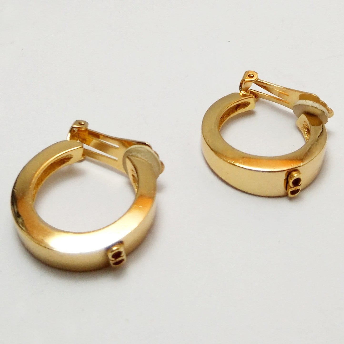Vintage Christian Dior Goldtone clip Earrings - Secondista