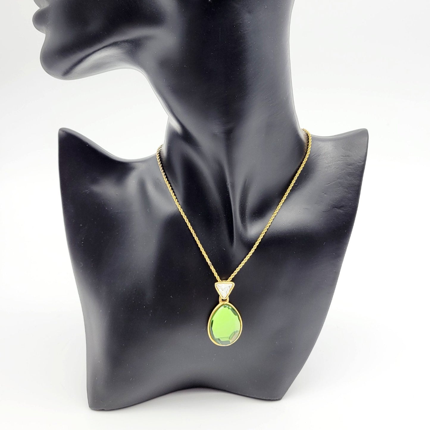 Vintage Yves Saint Laurent green Pendant Necklace - Secondista