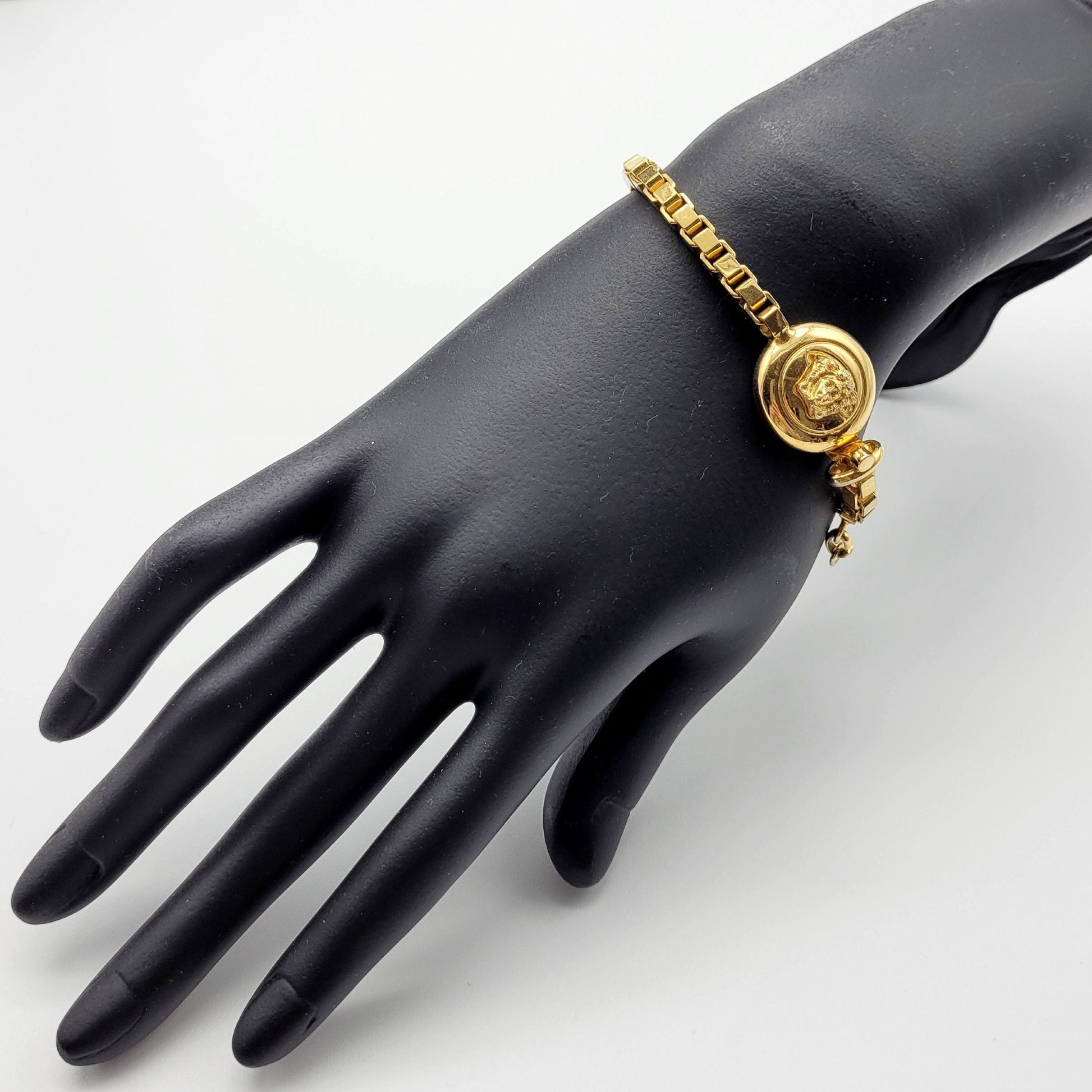 Vintage Gianni Versace medusa head Bracelet - Secondista