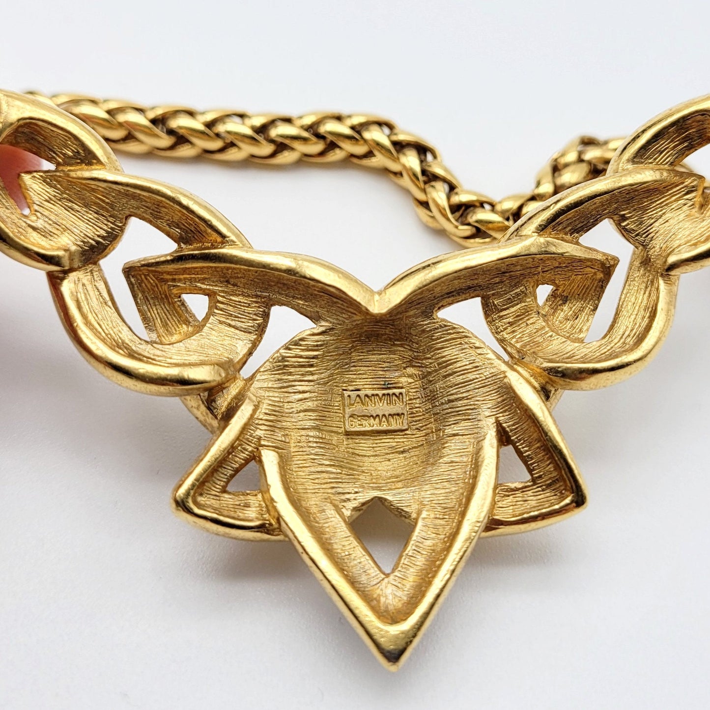 Vintage Lanvin chunky Goldtone Necklace - Secondista