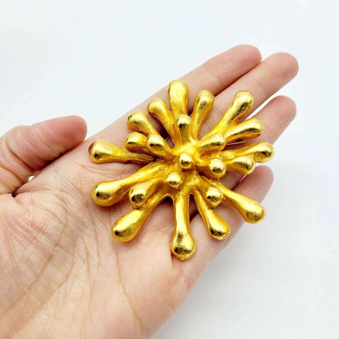 Vintage Impressive Christian Lacroix Goldtone Brooch - Secondista