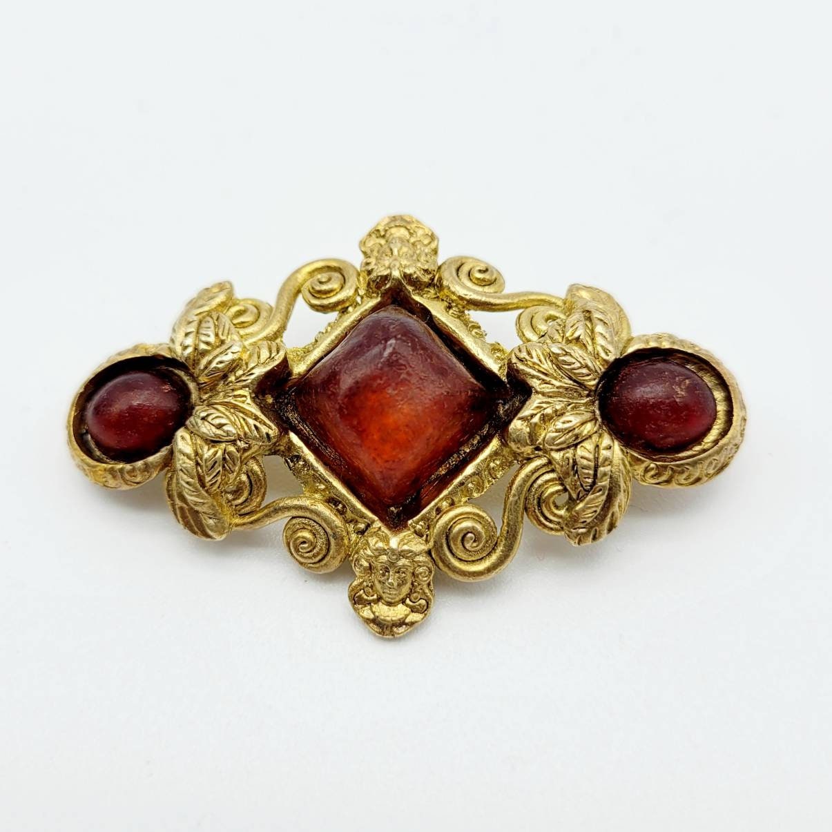 Vintage French Chorange cabochon Brooch - Secondista