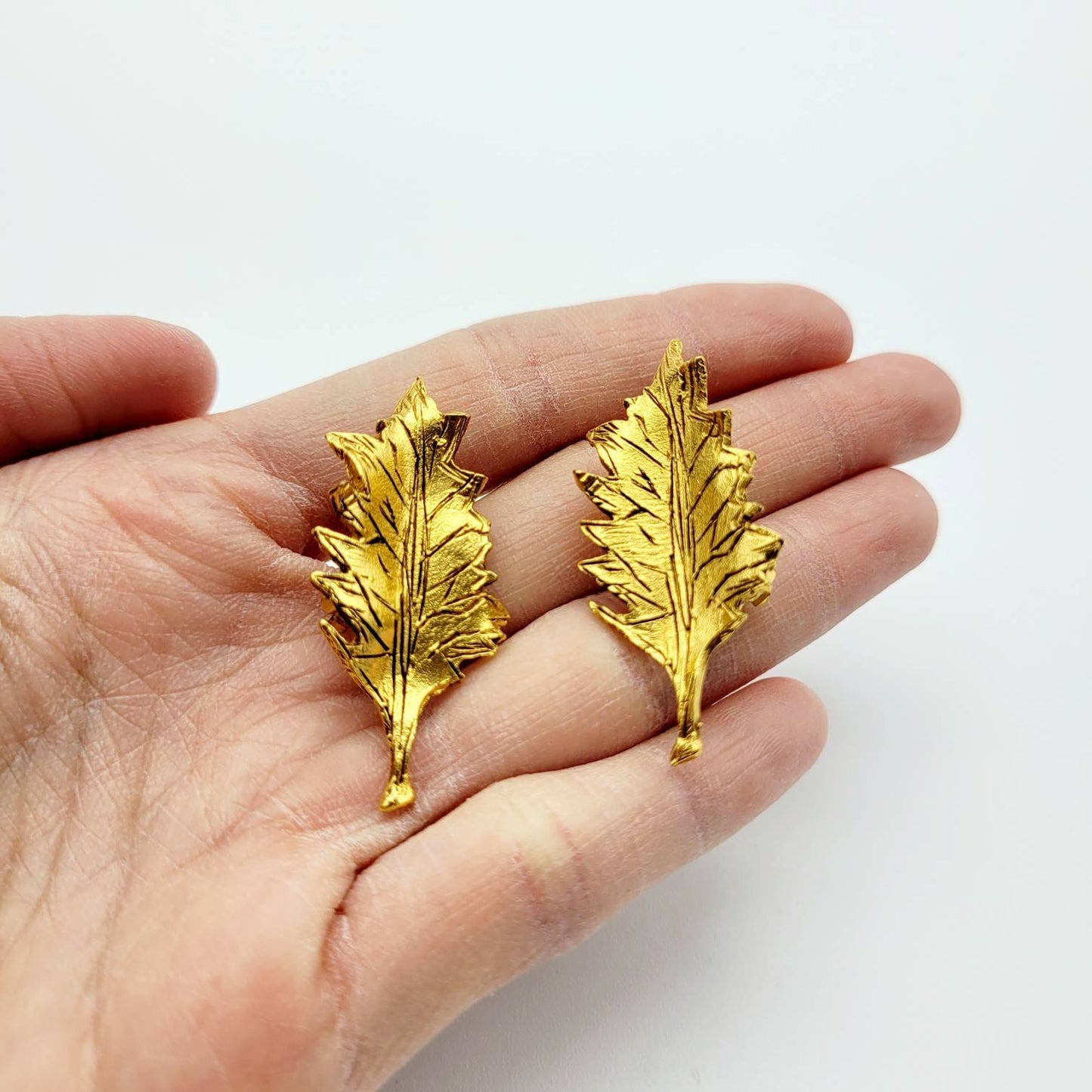 Vintage Xavier Loubens Goldtone leaf Earrings - Secondista